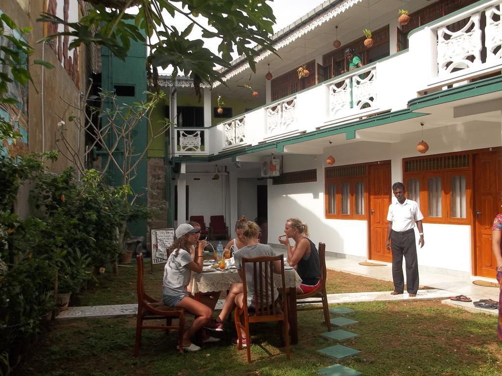 Srilanka Ayurveda Hotel Hikkaduwa Esterno foto